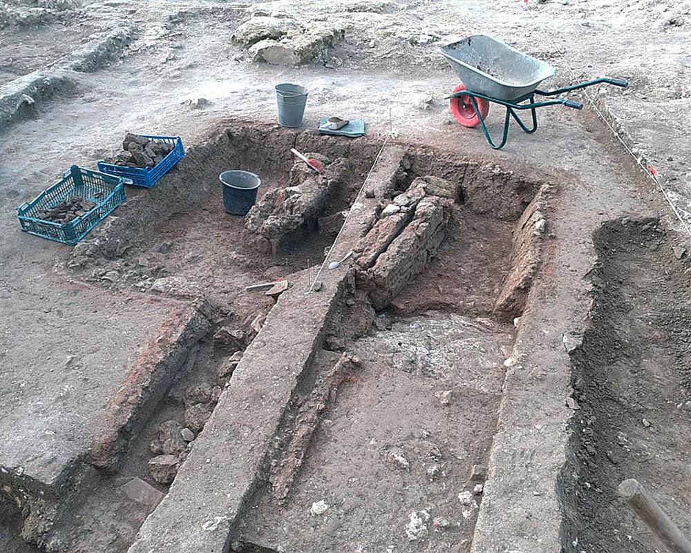 В Крыму археологи обнаружили древнюю керамическую мастерскую: фото с места раскопок